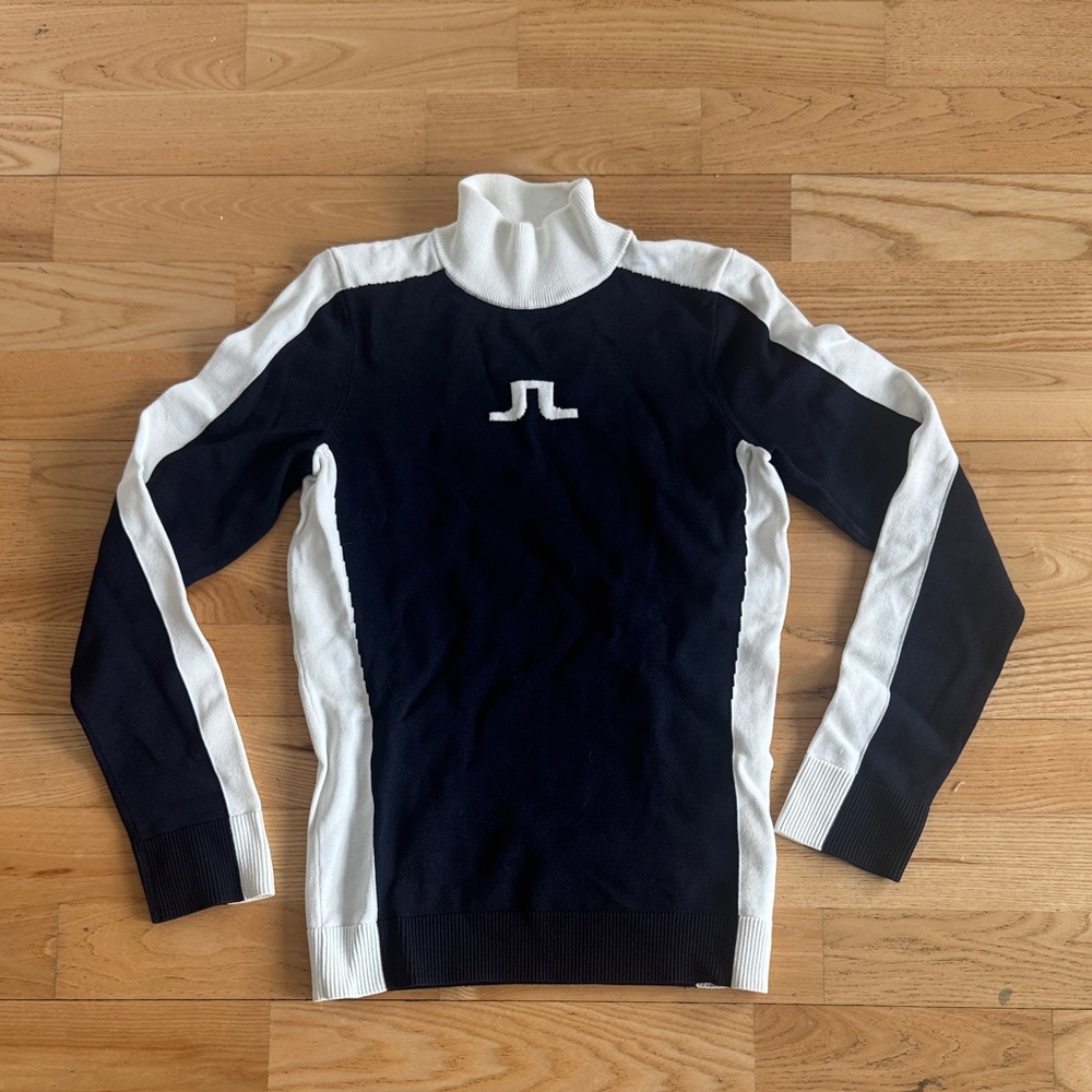 J.Lindeberg Turtleneck Sweater in Black and White xs ski